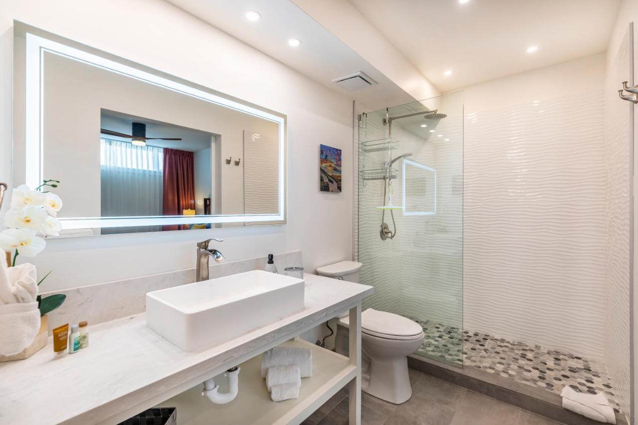 Апартаменти Rare Upscale Oasis - 2 Bed,2 Bath - Kuau Plaza - Пайя Екстер'єр фото